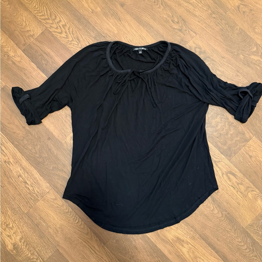 Women's Black Top